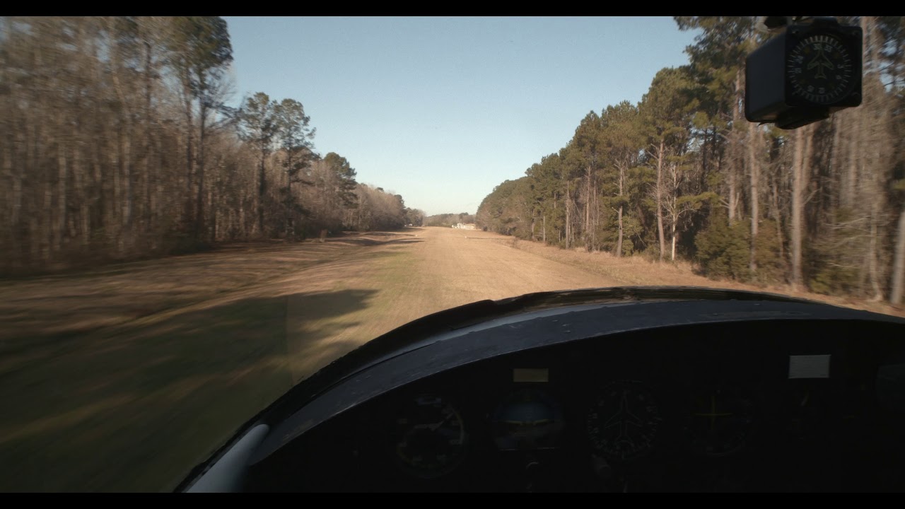 Cessna 172 Grass Runway Landing