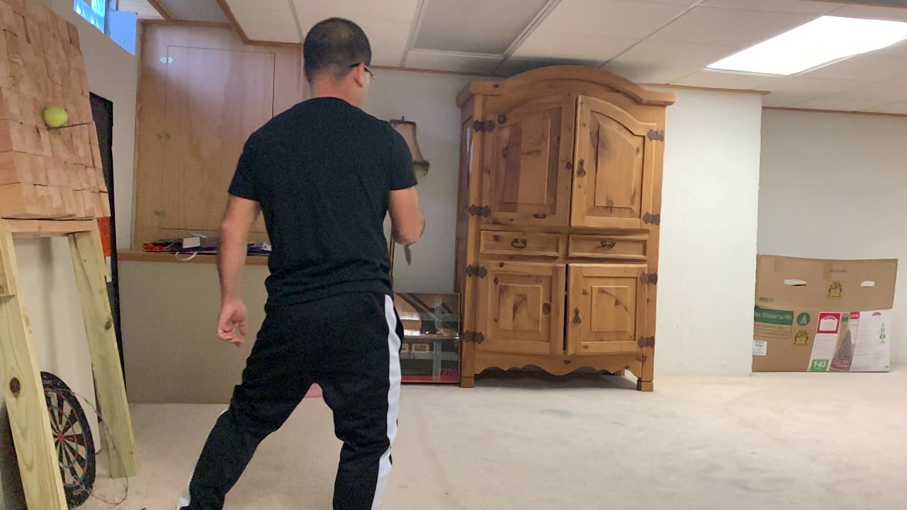 Improving no-spin knife throwing accuracy
