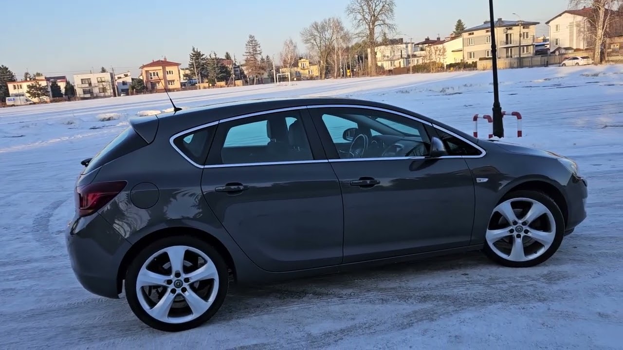 Opel Astra J 180KM 1.6T xenon kubełki