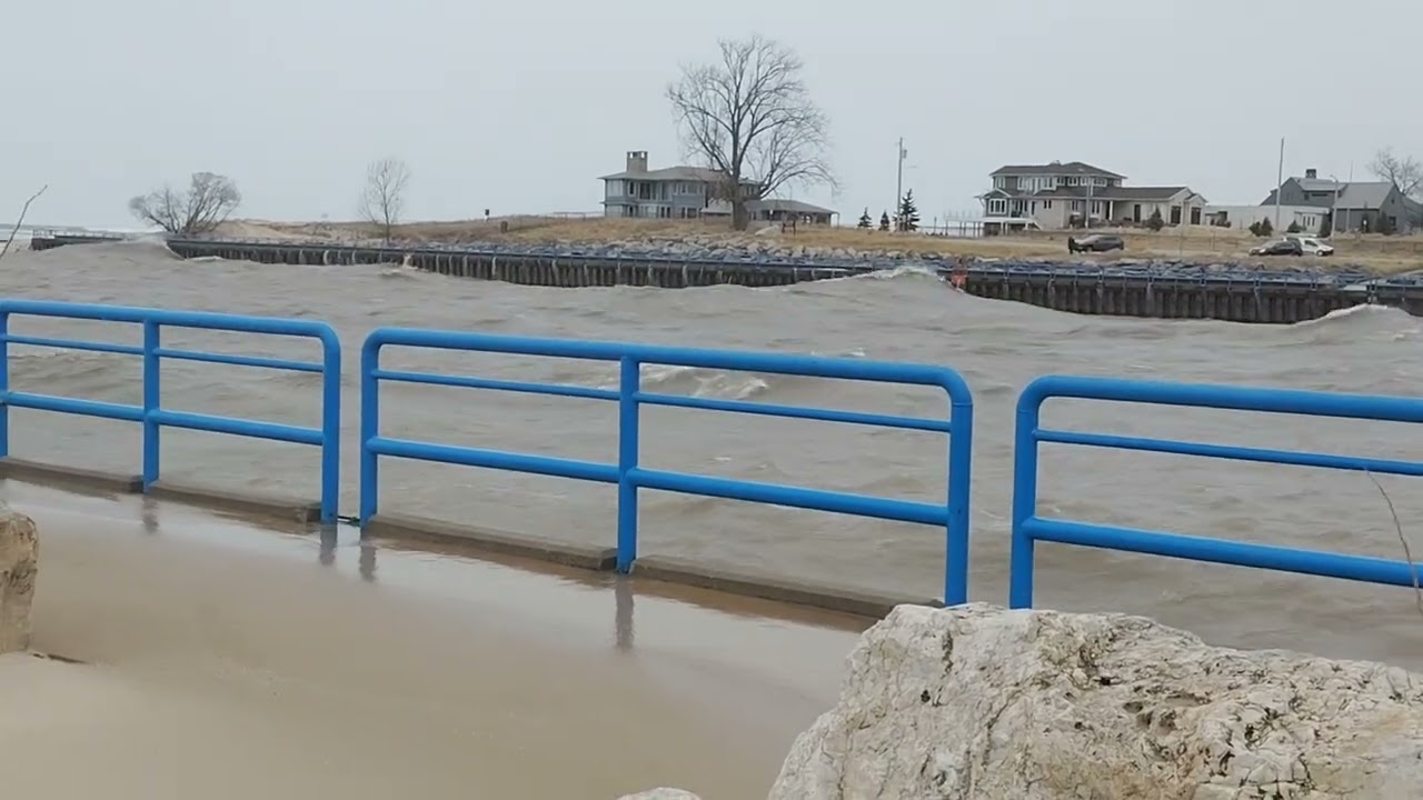 Rough day on the Grand River at Grand Haven