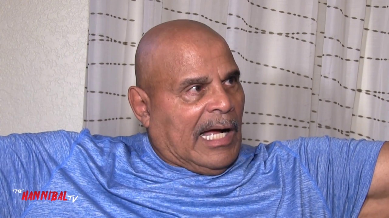 Rocky Johnson on Jimmy Snuka
