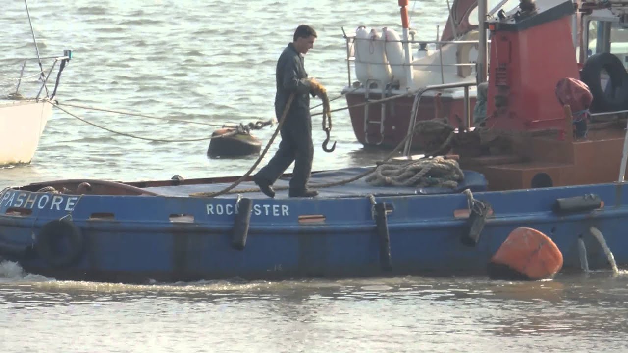 Upnor The River Medway. Tug Boat Nipashore. 12/3/2014. 1080HD