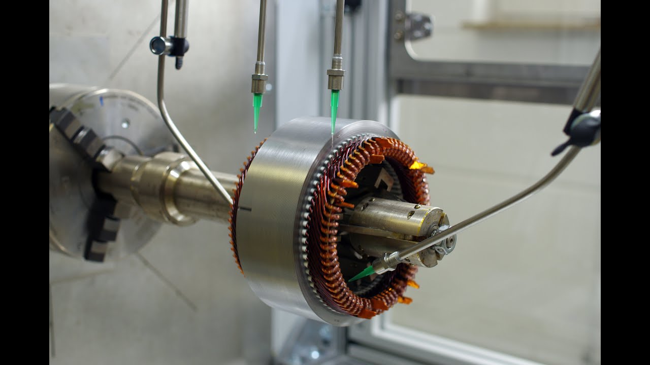 Impregnation | Trickle application of stator with ELANTAS Impregnation resins
