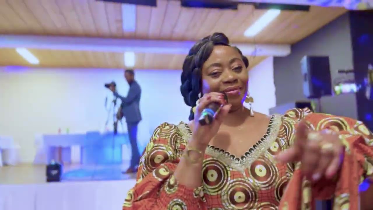 FAYA TESS A LAUSANNE - MINHA ANGOLA
