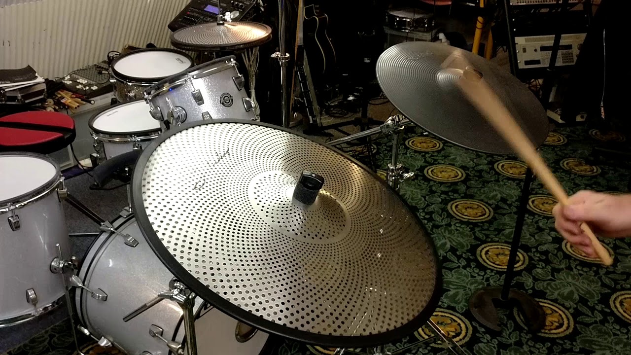 Jobeky vs Roland comparison:  Room Volume with sticks