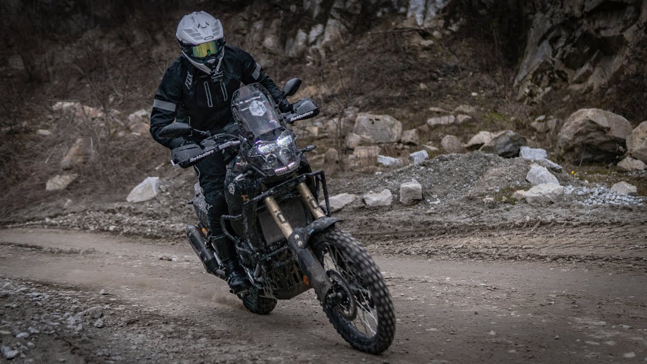 Yamaha Tenere 700 - tlumiče Öhlins a další modifikace