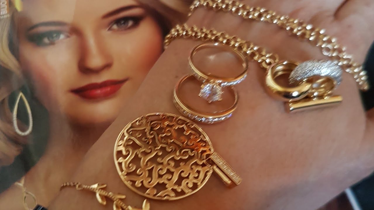 اكسيسوارات ومجوهرات النجوم روعة اكابيجوا