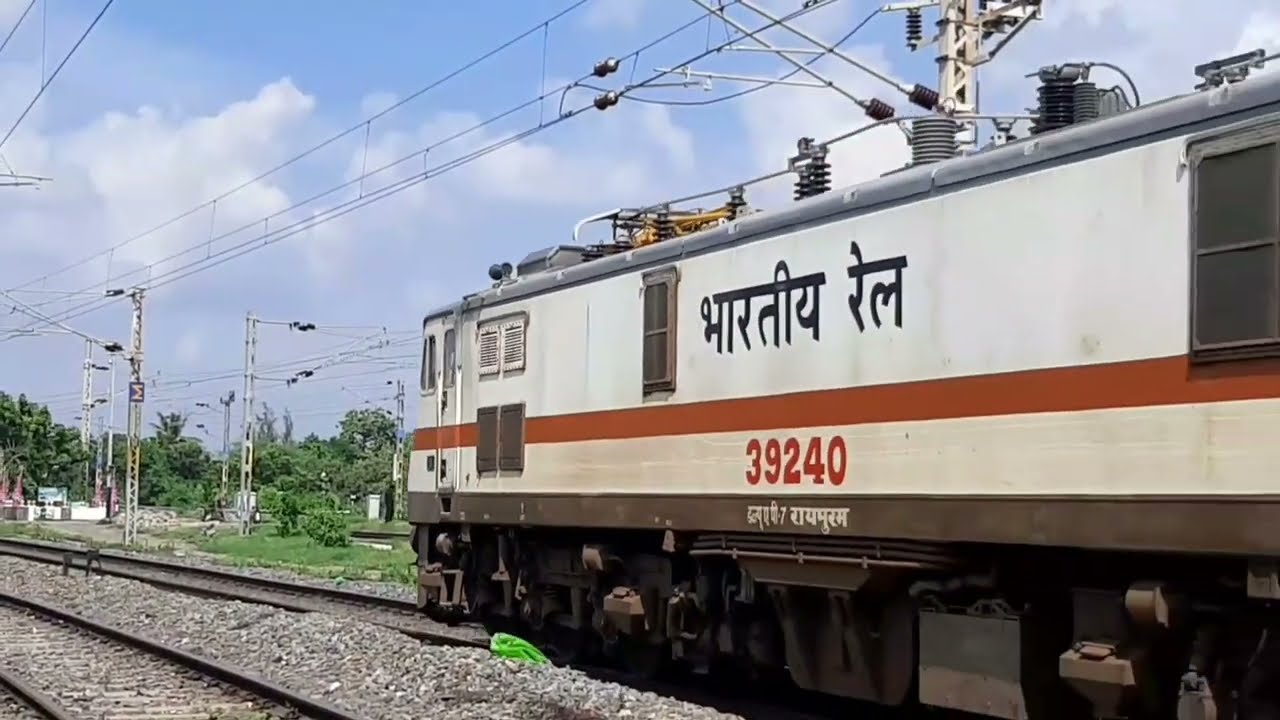 Navajivan Express (12656) - Train videos