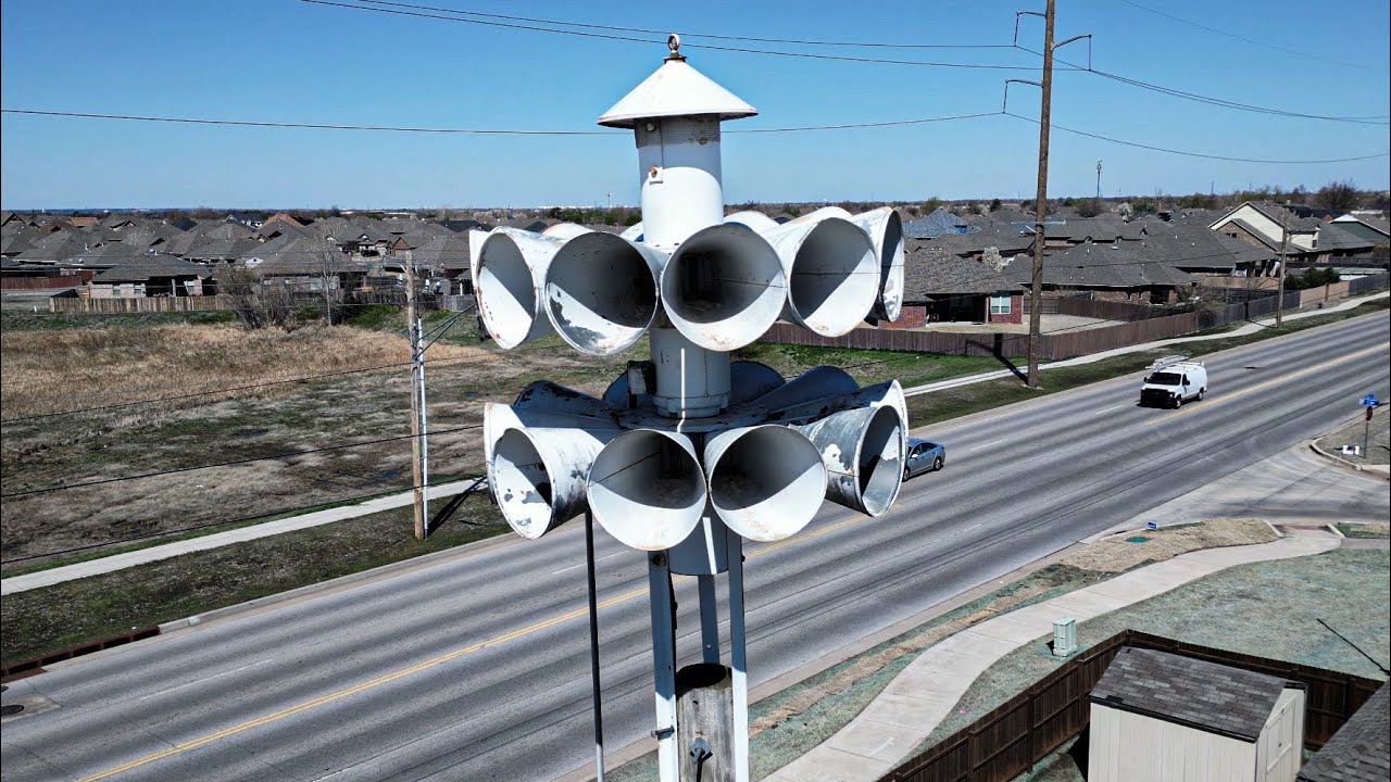 FS 2T22 Siren Test - Full Alert - Moore, Oklahoma