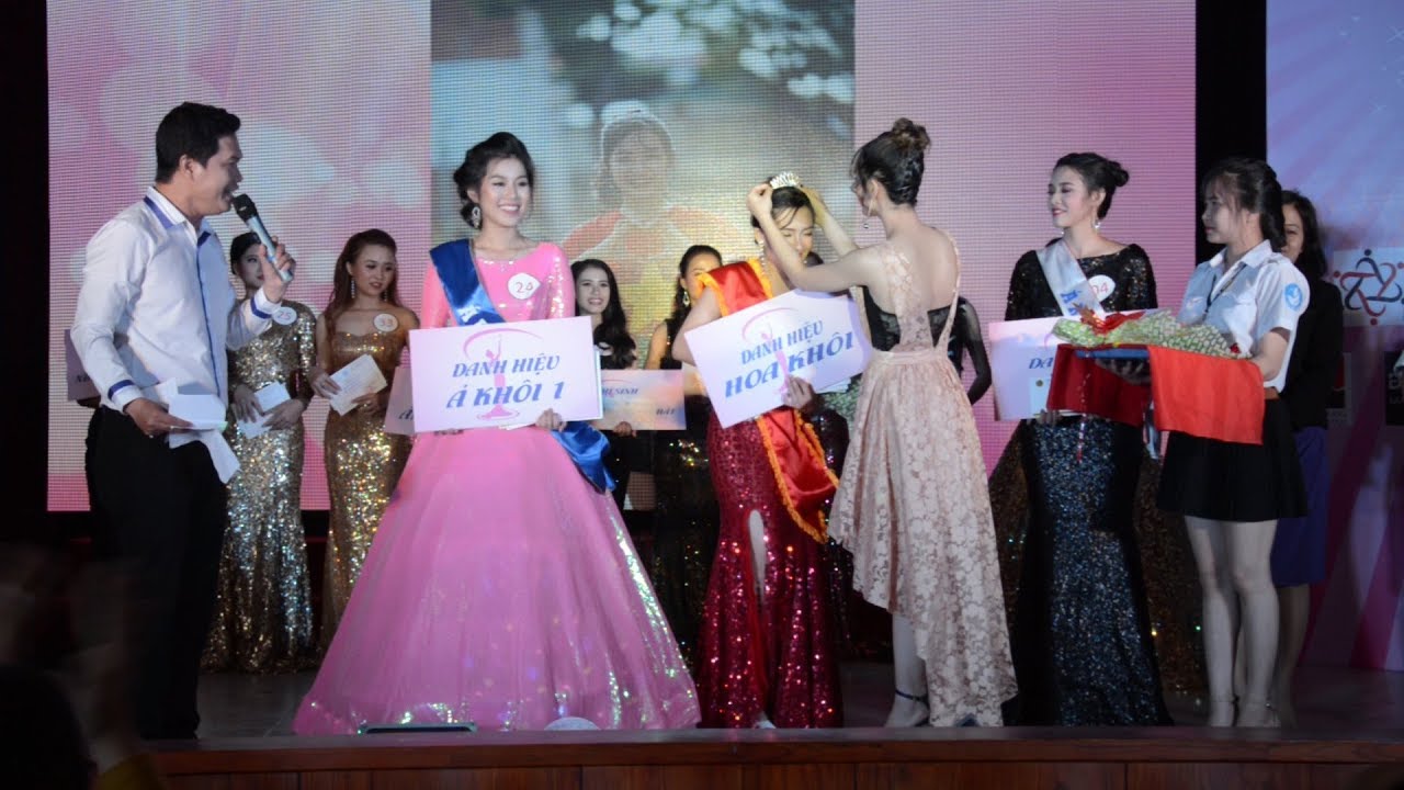 Bất ngờ nhan sắc hoa khôi nữ sinh Giao Thông | Duyên dáng sinh viên Đại học GTVT phân hiệu tại TPHCM