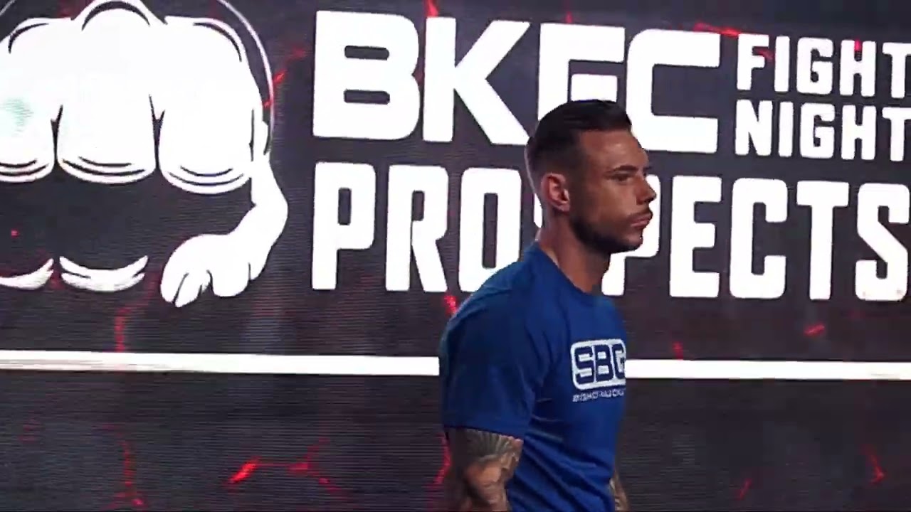 Bryan Creighton vs Cameron Hardy was a tear up ! Great fight ! BKFC Newcastle !