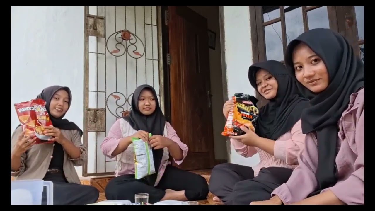 TUGAS INFORMATIKA KELAS 9 MEMBUAT VLOG