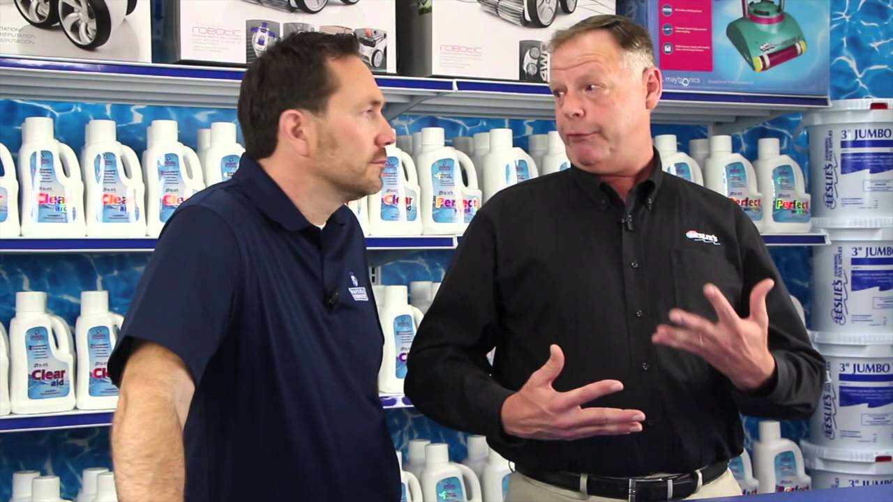 Leslie's Tips: Weekly Chemicals for Vinyl-Lined Pool | Leslie's