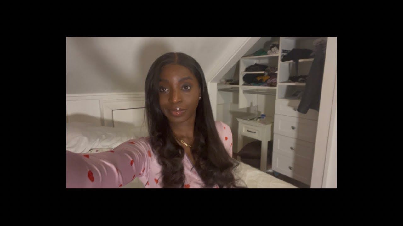 Ladycunfaya is live!