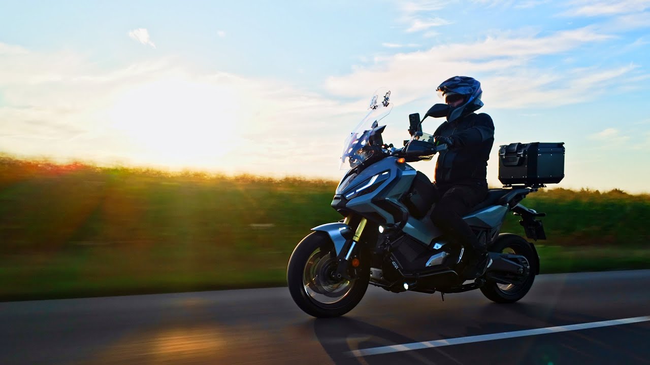 Honda X-ADV 750 Relaxing Sunset Ride
