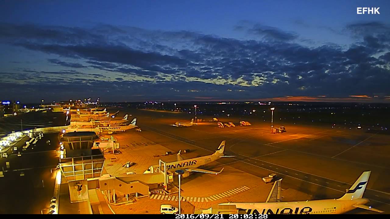 Helsinki Airport time lapse