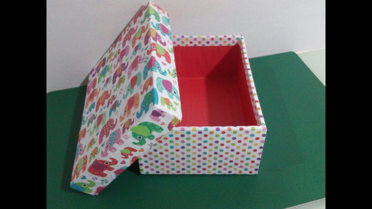 diseño y armado de caja con carton reciclado