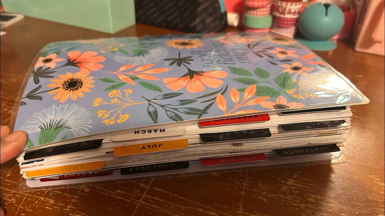 Completed Planner 2025 Flip Through 