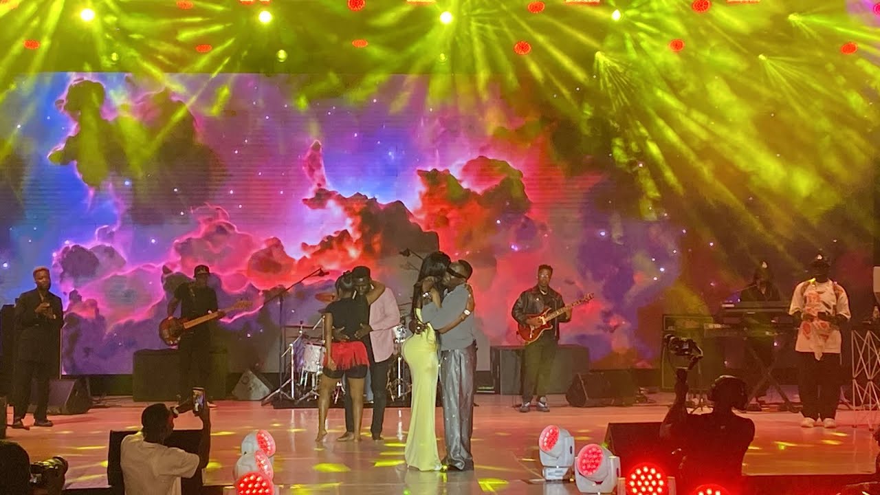 HINDU JOINS GEOSTEADY LIVE ON STAGE