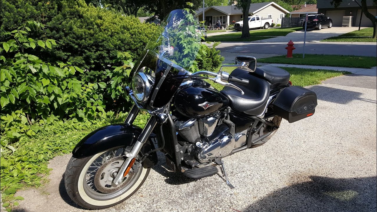 Memphis Shades Installation -  '08 Vulcan 900 Classic