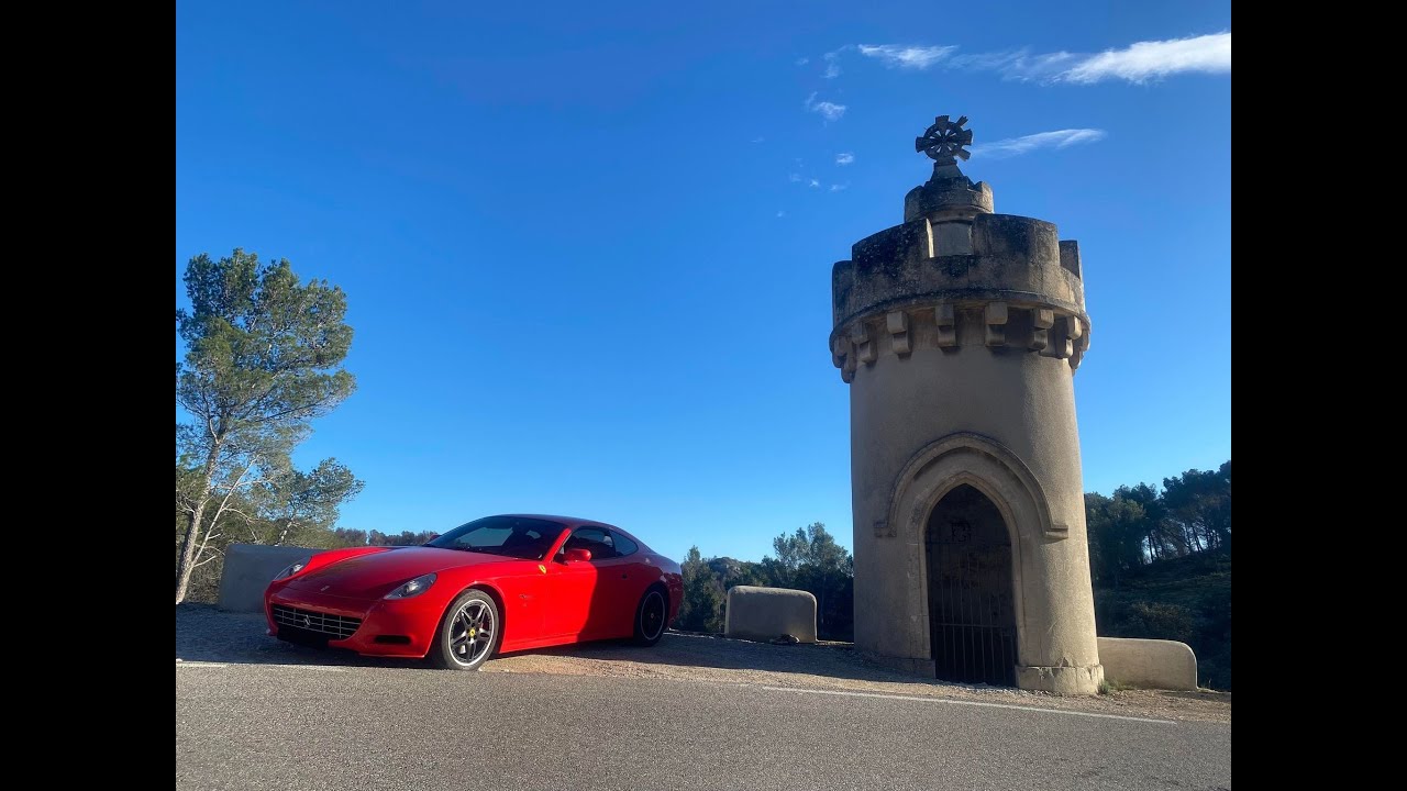 Comment rénover les plastiques qui collent sur Ferrari, Maserati, Alfa Romeo, Fiat.