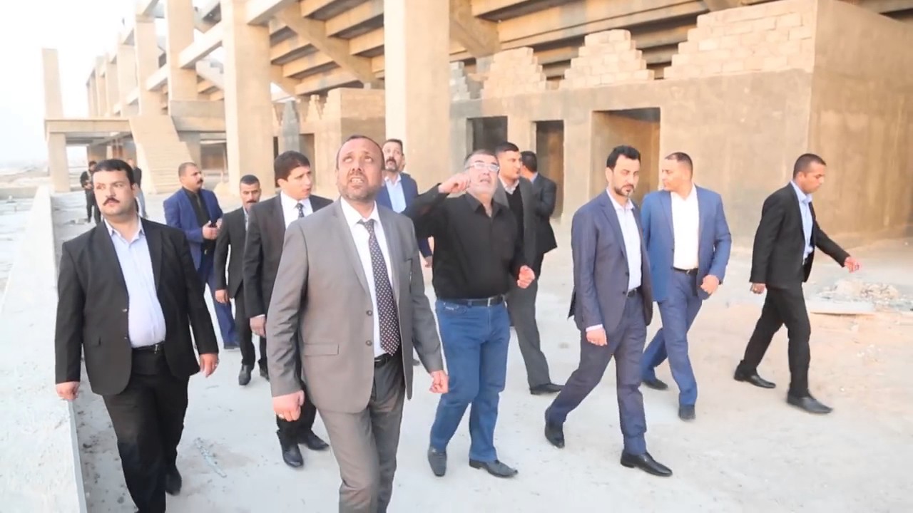 زيارة معالي وزير الشباب والرياضة الى ملعب النجف