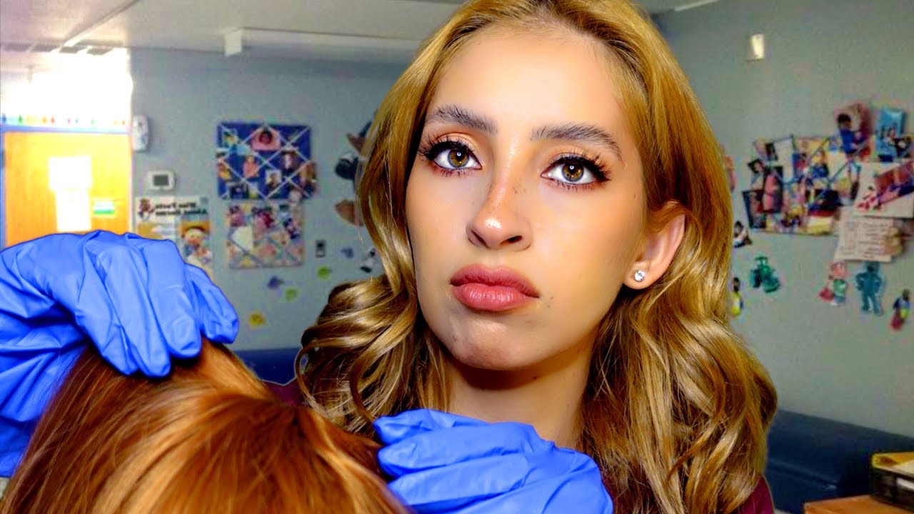 ASMR | ENFERMERA ANTIPATICA 💊👩🏼‍⚕️ TE SACA LOS PIOJOS, Medicamento✨ ROLEPLAY *realista*