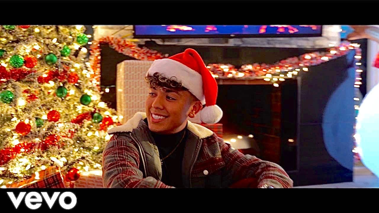 Willytube - Under The Christmas Tree (Official Music Video)