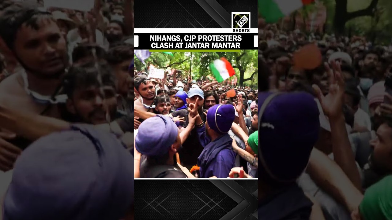 Fight breaks out at Jantar Mantar in Delhi! Nihangs, CJP protesters clash in ugly showdown