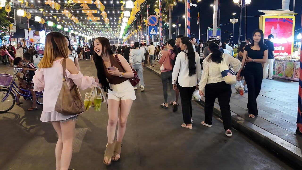 Happy New Year 2026 - Walking Tour in Phnom Penh City, Cambodia
