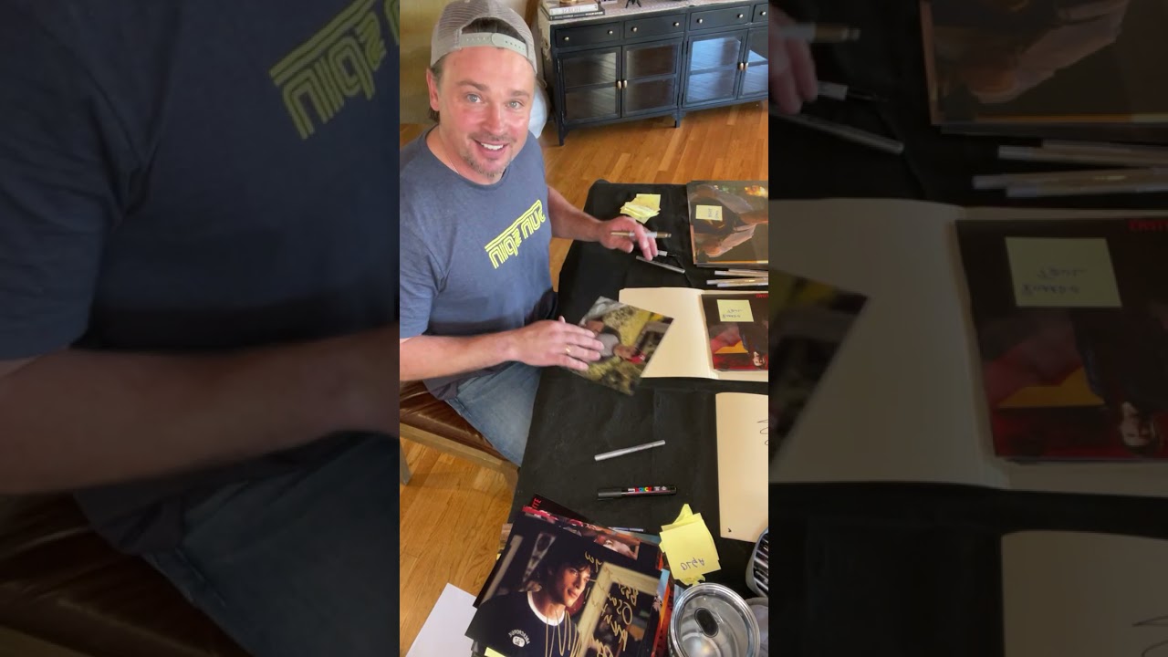 #TomWelling firmando autógrafos para los fans de #Smallville