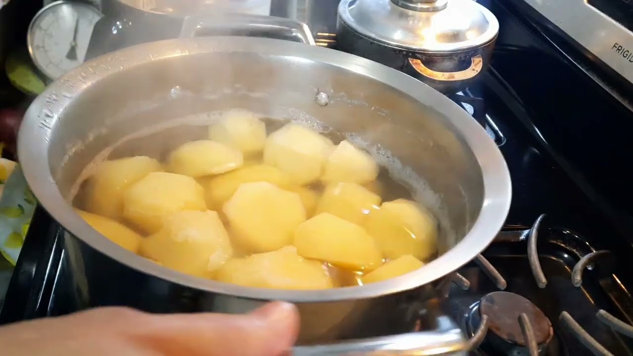 May 25, 2025Pure De Papas/ Romero/ Tomillo/ Diten/Queso Crema/ Mantequilla