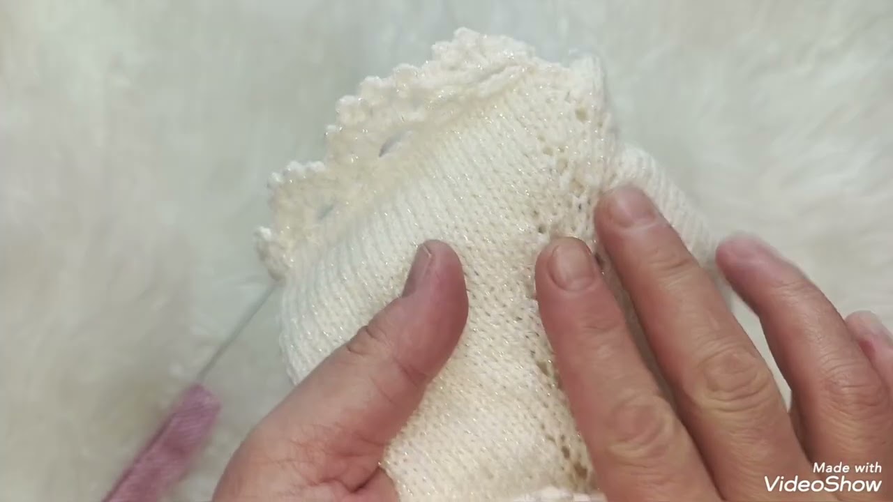 Tığ ve şiş işi bebek yeleği