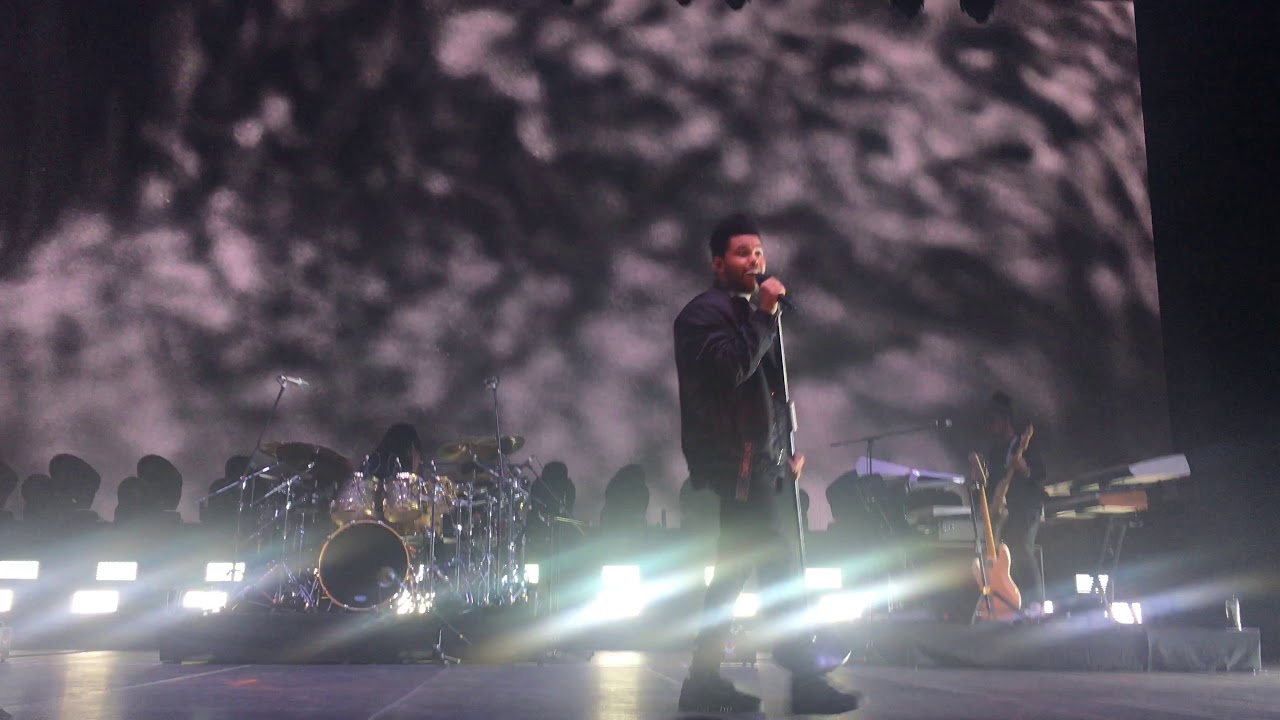 HOUSE OF BALLONS THE WEEKND MEXICO CITY 22OCT.