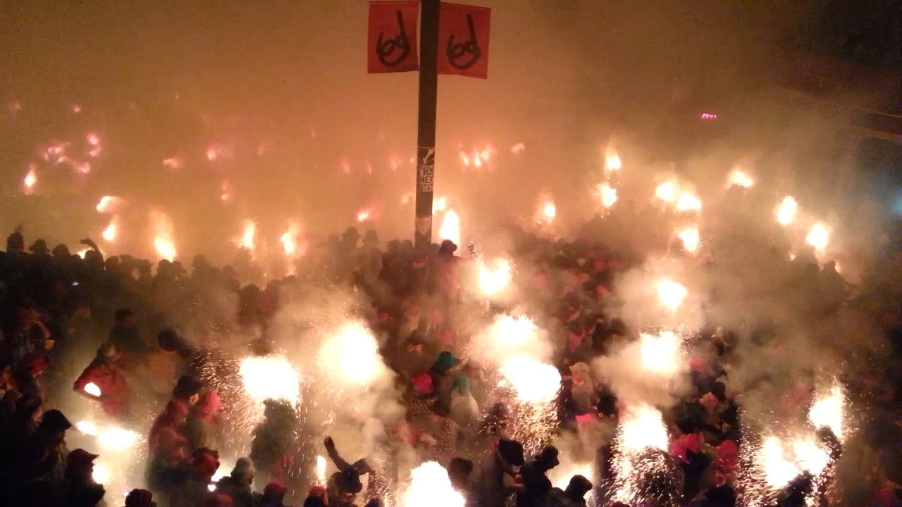 Patum 2013, 1r salt de Plens de diumenge en HD
