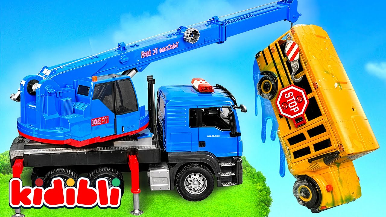 Gros Accident de Bus! 🚌 Camion de Pompiers & Dépanneuse en Action | Jouets pour Enfants | Kidibli