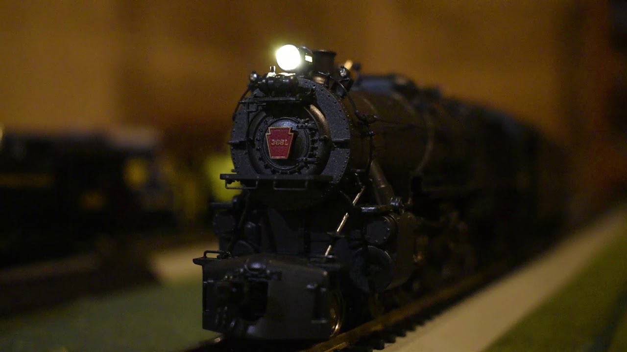 DCC and Operation Demo: Broadway Limited Imports Paragon3 PRR K4s Pacific 3681 (Post-War)