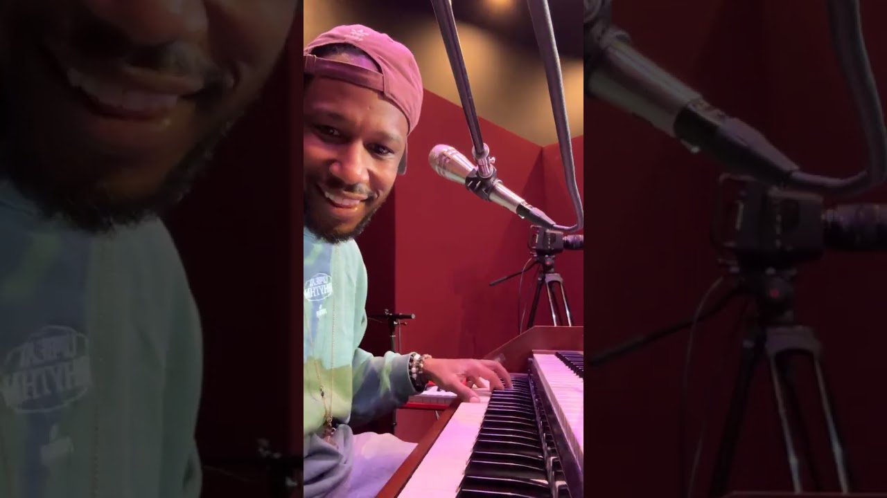 Cory Henry – Warming Up for Rehearsal 🎹🔥 | The Church Experience