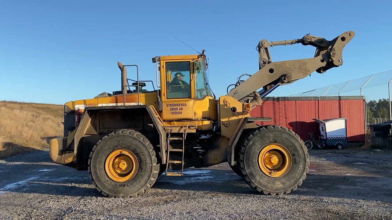 Köp Hjullastare Volvo L180D på Klaravik