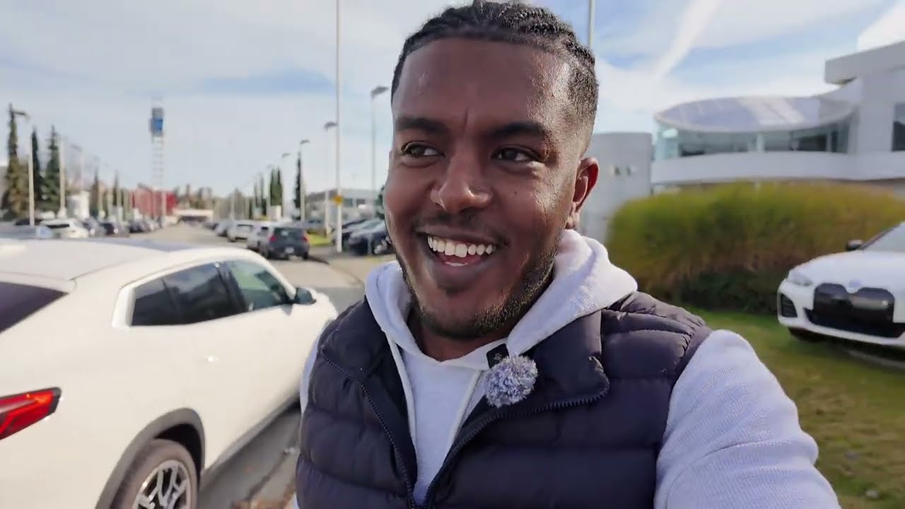 የመኪና መሸጫ mall በ ካናዳ ( Vancouver )