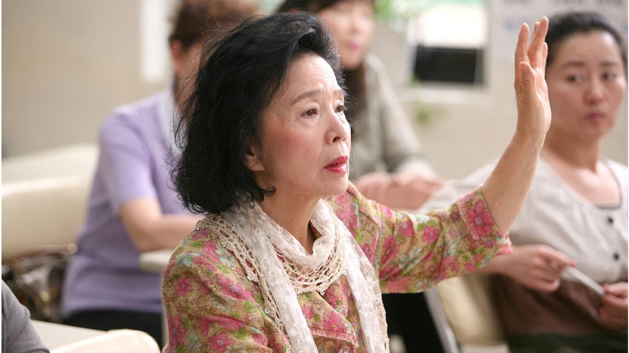 Senior Korean Actress Yoon Jeong-hee&rsquo;s Full Profile, Husband, Movies, and Drama List