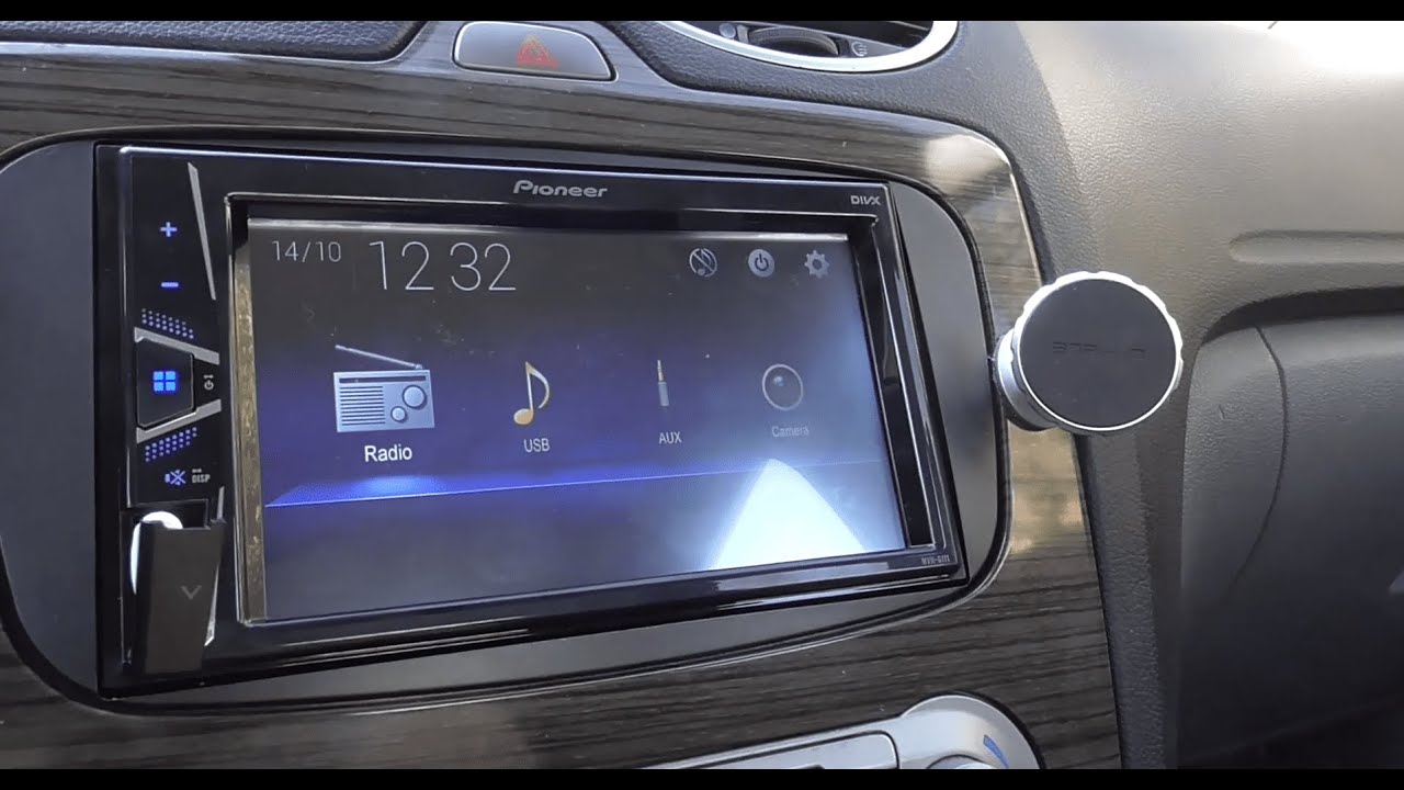 Магнитола Pioneer MVH-G111