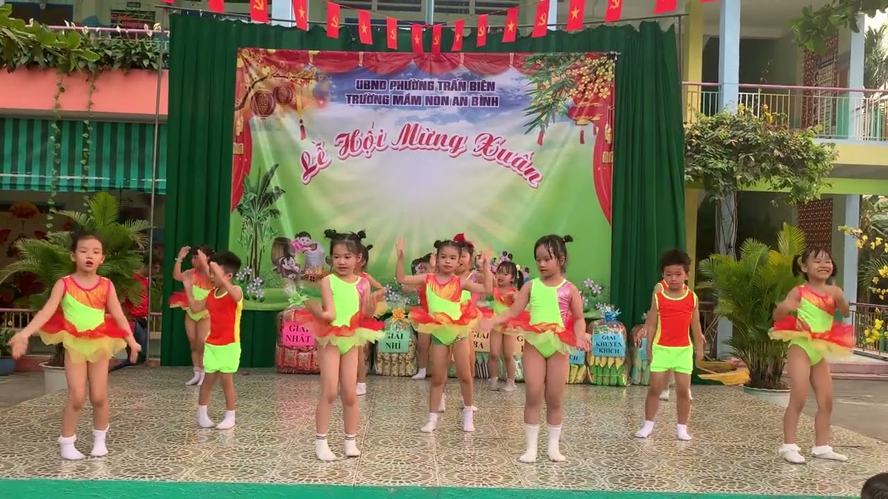 Tết 2026 Chợ Quê Trường MN An Bình 30/1 Gạo Múa