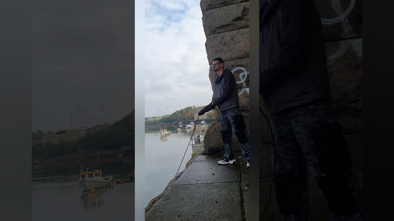 magnet fishing Queen Alexander Bridge Sunderland