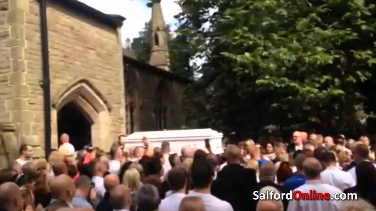 Paul Massey funeral: White coffin clapped into St Paul's Church
