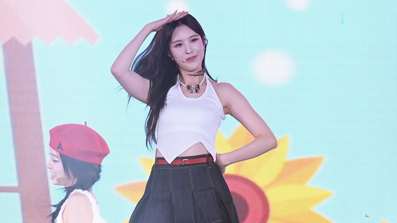 240815 위클리 Weeekly 재희 jaehee Full Cam @ 자유MZ축제 By Sleeppage