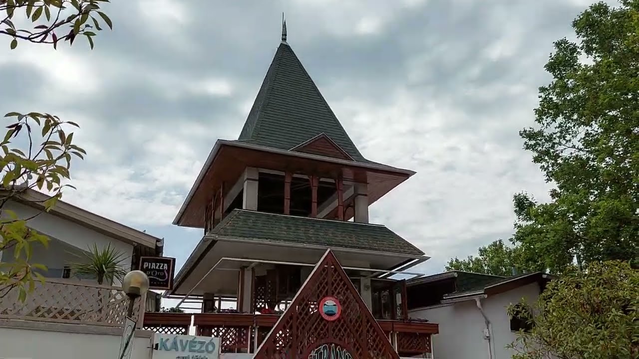 Csopak, délelőtti séta. 2.-rész. 2023.07.21. Full HD-video