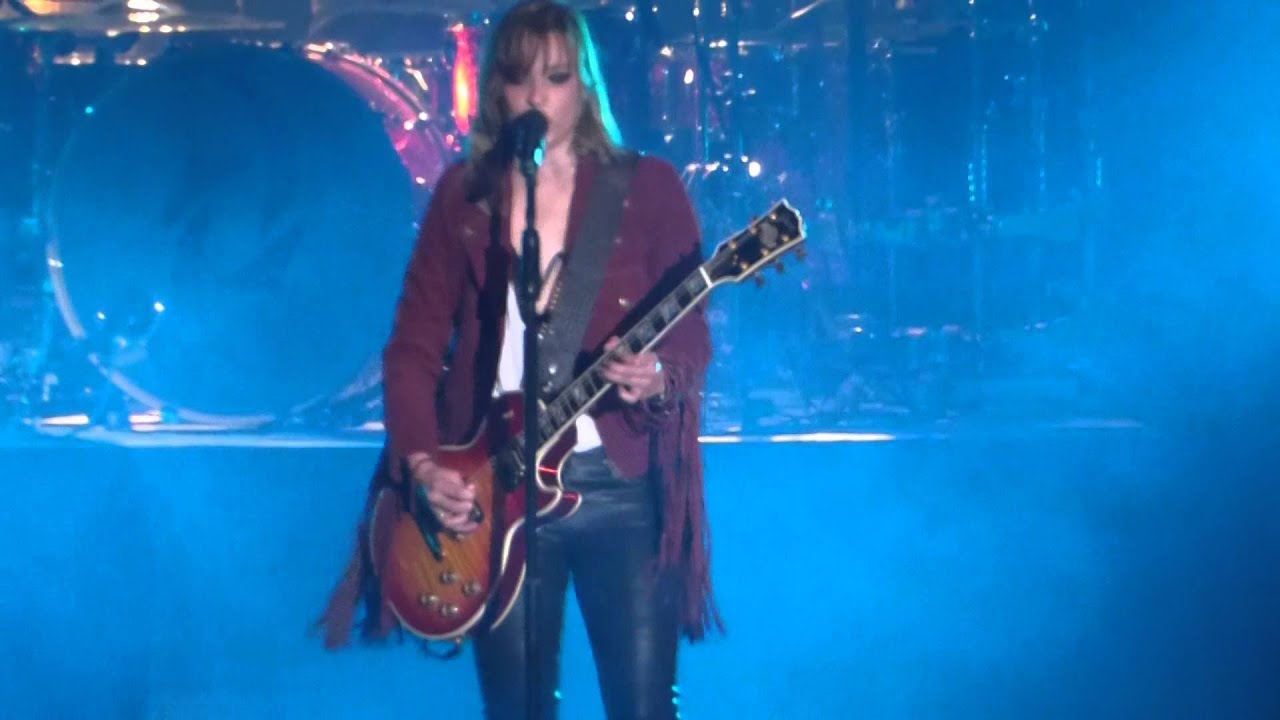 “She Wont Mind & Amen” Halestorm@Santander Arena Reading, PA 4/1/16
