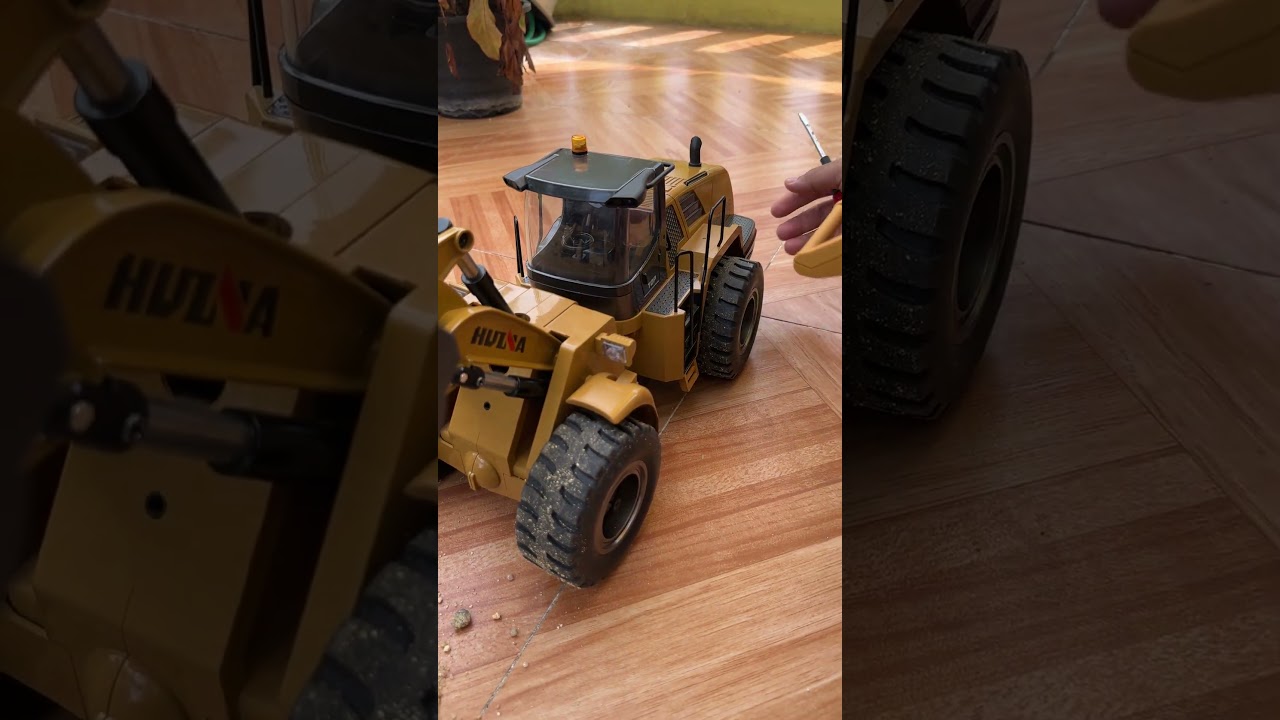 Epic RC Jobsite! Huina Works with Volvo 🚛💪 