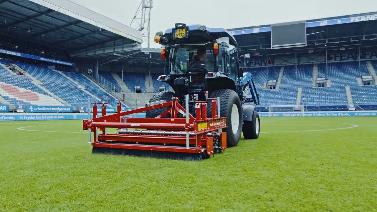 The Redexim Multi-Sport: The Swiss Army Knife for Turf Care